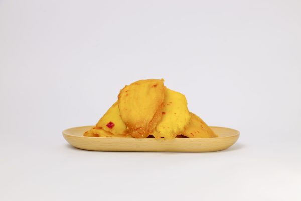 Soft dried chilli mango